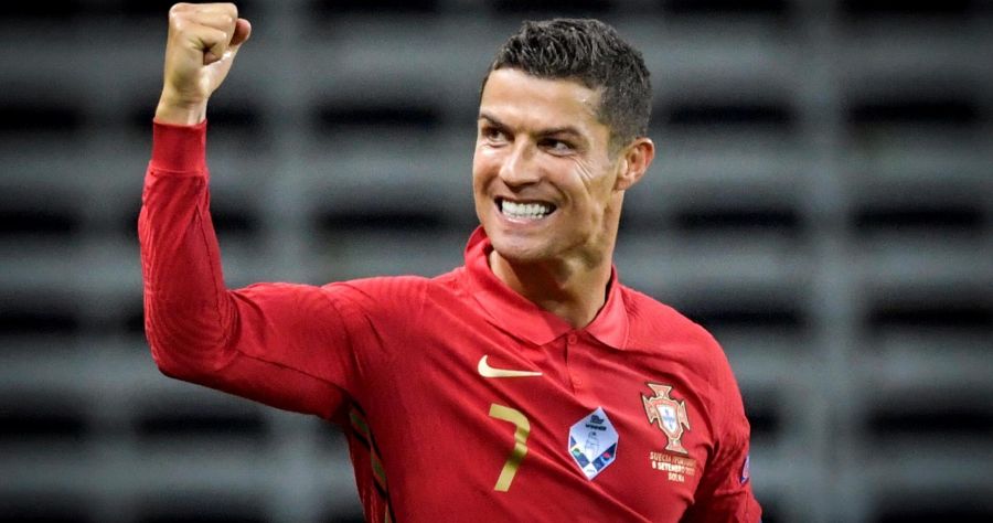 Portuguese Star Ronaldo Flies to Italy for Isolation