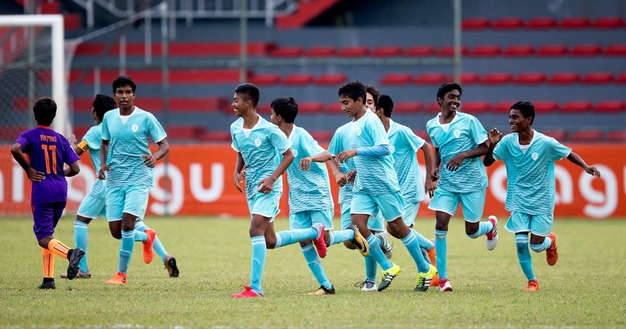 Rehendhi takes top spot early in group D